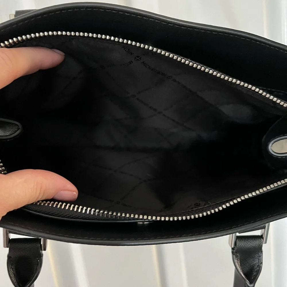 NWOT Michael Kors Black and Gray Satchel - Picture 4 of 4